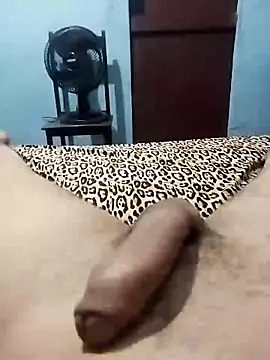 Snapshot of Emanuel45js chatting on 03-14-25, 07:23 Emanuel45js online show from 03-14-25, 07:23