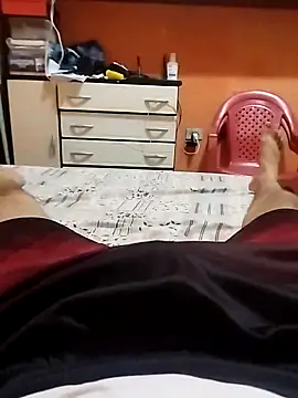 Snapshot of Emanuel45js chatting on 12-02-24, 11:46 Emanuel45js online show from 12-02-24, 11:46