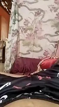 Snapshot of Emanuel45js chatting on 01-23-25, 01:13 Emanuel45js online show from 01-23-25, 01:13