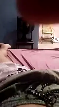 Snapshot of Emanuel45js chatting on 01-16-25, 01:03 Emanuel45js online show from 01-16-25, 01:03