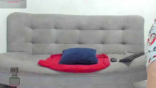 Snapshot of electraaxx chatting on 04-02-26, 01:35 electraaxx online show from 04-02-26, 01:35