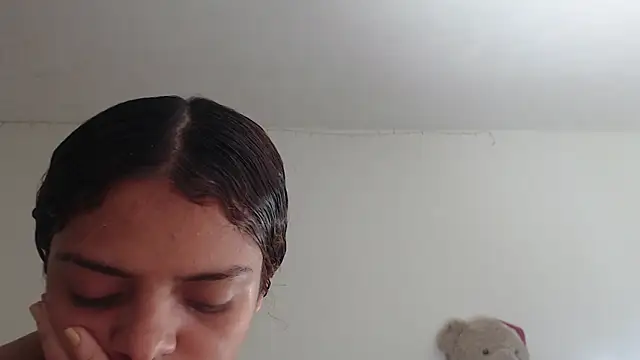 ValienteGirl  online show from 02-08-26, 12:52