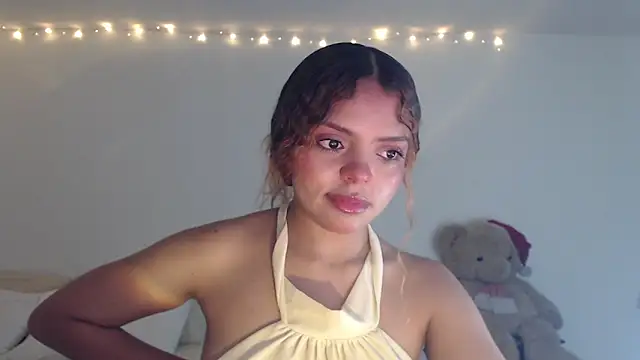 ValienteGirl  online show from 02-03-26, 12:54