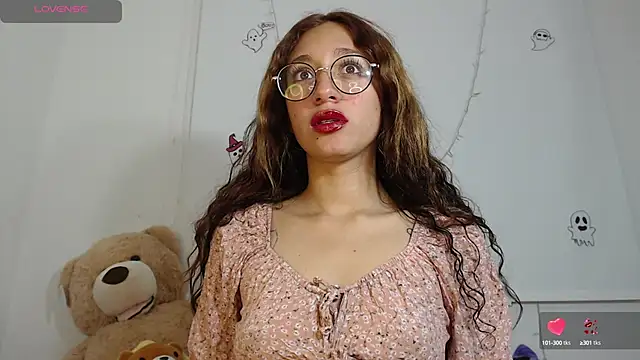 Snapshot of Aby_Lov3 chatting on 02-17-25, 04:20 Aby Lov3 online show from 02-17-25, 04:20