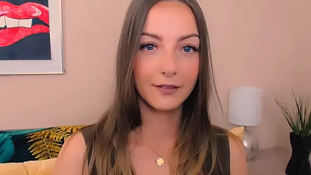 Snapshot of NatalieSexy chatting on 05-22-26, 06:11 NatalieSexy online show from 05-22-26, 06:11