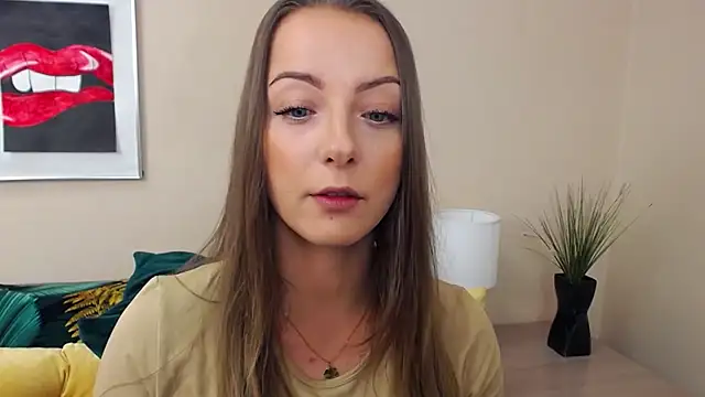 Snapshot of NatalieSexy chatting on 05-14-26, 06:10 NatalieSexy online show from 05-14-26, 06:10