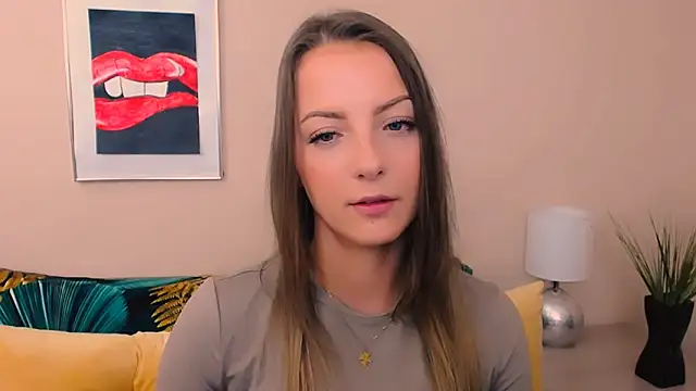 Snapshot of NatalieSexy chatting on 05-21-26, 06:11 NatalieSexy online show from 05-21-26, 06:11