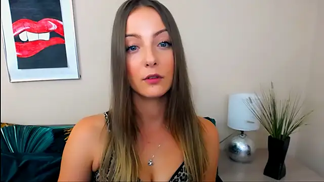 Snapshot of NatalieSexy chatting on 08-03-26, 08:44 NatalieSexy online show from 08-03-26, 08:44
