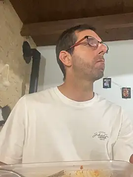 steph19x5 online show from 10-20-25, 06:41