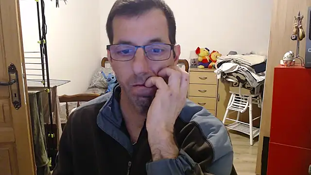 steph19x5 online show from 03-23-26, 06:19