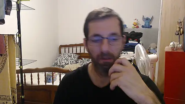 steph19x5 online show from 10-29-25, 06:56