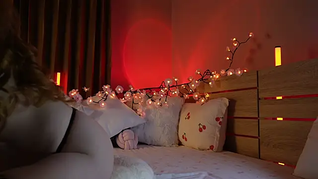 MiracleSandy online show from 04-20-26, 11:24