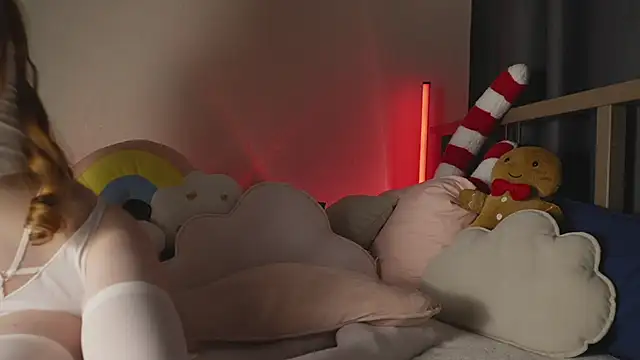 Snapshot of MiracleSandy chatting on 01-10-25, 06:49 MiracleSandy online show from 01-10-25, 06:49