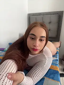 Elena222  online show from 06-20-26, 06:35