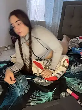 Elena222  online show from 11-25-25, 10:32