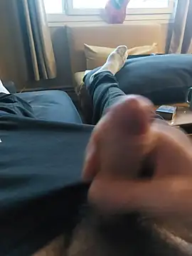 dady-arvey online show from 12-17-24, 08:12