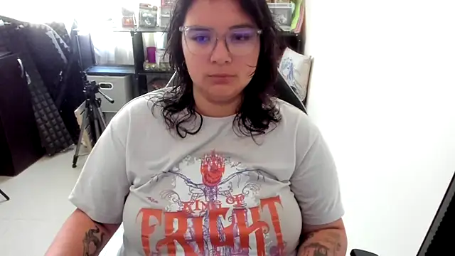 aika-dreams online show from 11-22-25, 03:00