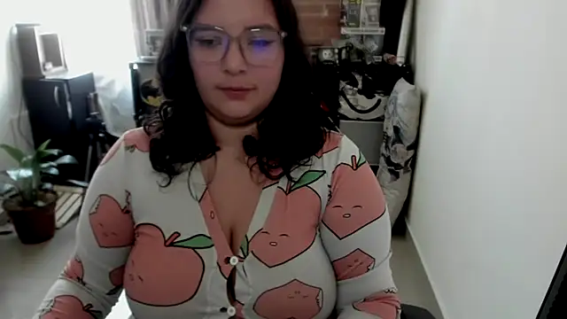 aika-dreams online show from 04-04-26, 02:01