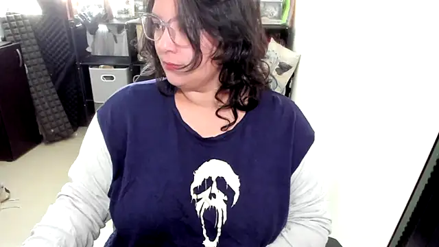 aika-dreams online show from 10-29-25, 12:48