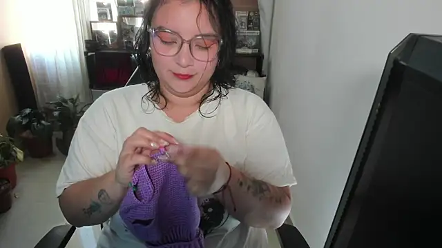 aika-dreams online show from 09-22-25, 12:44