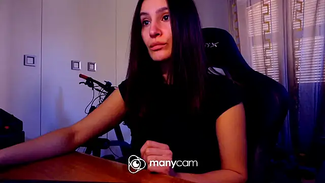 Snapshot of GodlyTheia chatting on 03-05-25, 01:06 GodlyTheia online show from 03-05-25, 01:06