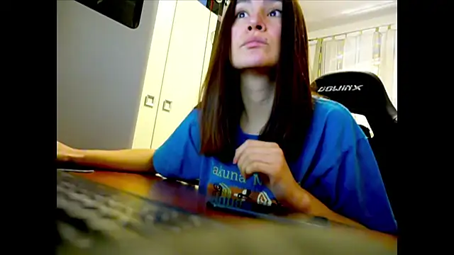 Snapshot of GodlyTheia chatting on 02-06-26, 12:45 GodlyTheia online show from 02-06-26, 12:45