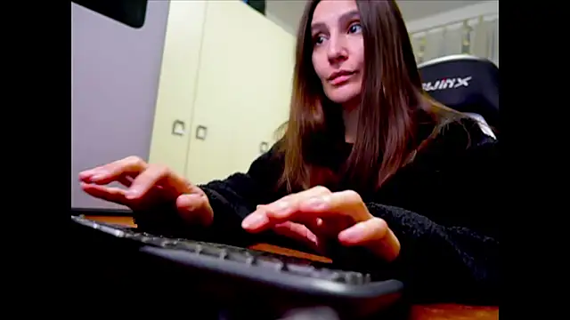 Snapshot of GodlyTheia chatting on 03-31-26, 05:26 GodlyTheia online show from 03-31-26, 05:26