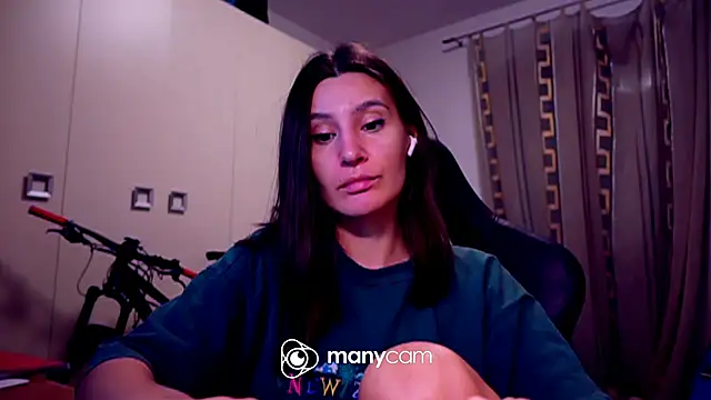 Snapshot of GodlyTheia chatting on 02-25-25, 07:49 GodlyTheia online show from 02-25-25, 07:49