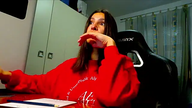 Snapshot of GodlyTheia chatting on 12-22-25, 02:06 GodlyTheia online show from 12-22-25, 02:06