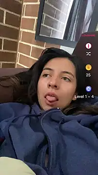 Snapshot of Maggie_Fox3 chatting on 04-30-26, 03:19 Maggie Fox3 online show from 04-30-26, 03:19