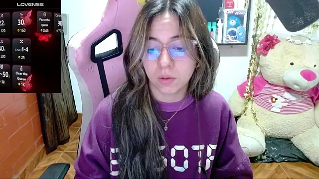 Maggie Fox3 online show from 02-18-25, 01:32
