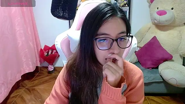 Maggie Fox3 online show from 02-18-26, 12:52