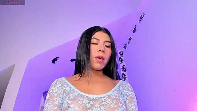 VictoriaVX online show from 10-13-25, 12:01