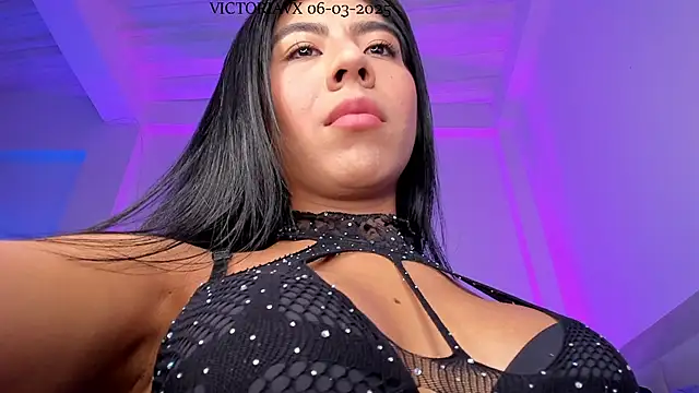 VictoriaVX online show from 03-06-25, 01:03