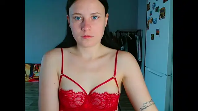 Snapshot of VikiKelt chatting on 10-15-25, 01:15 VikiKelt online show from 10-15-25, 01:15