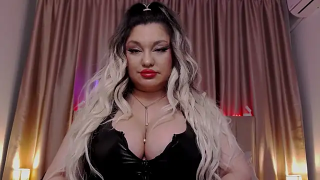 Larissa K online show from 11-12-25, 07:40