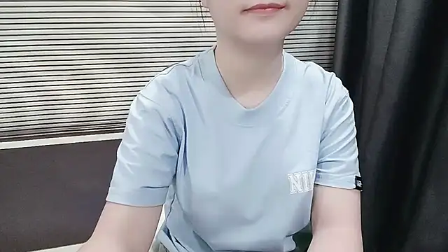 pelue online show from 10-28-25, 01:28