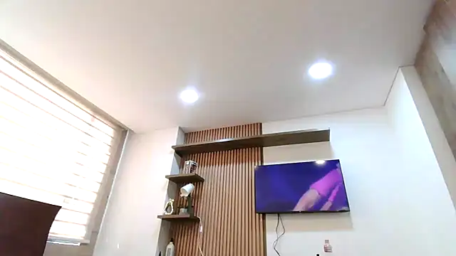 stormytt  online show from 03-19-26, 07:03