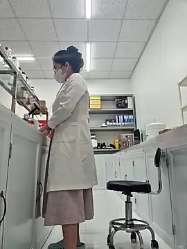 HinaLovely online show from 03-18-26, 03:31