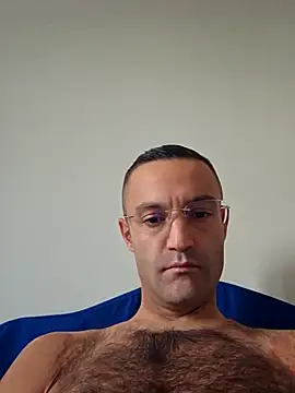 Snapshot of enricso chatting on 10-03-25, 12:28 enricso online show from 10-03-25, 12:28