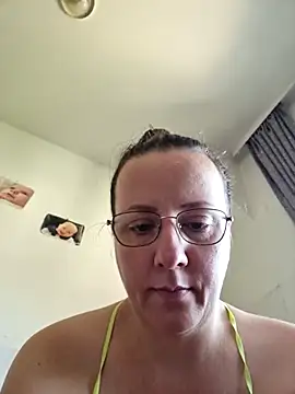 Snapshot of Goodass7 chatting on 07-16-26, 07:05 Goodass7 online show from 07-16-26, 07:05