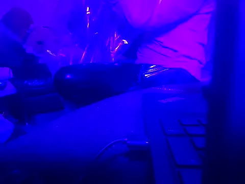 Crystalbitchx online show from 11-05-25, 06:22