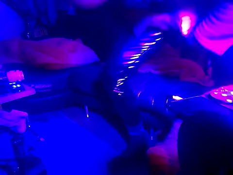 Crystalbitchx online show from 11-07-25, 09:41