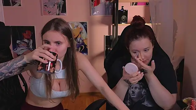  AnnaStark  online show from 10-09-25, 08:09