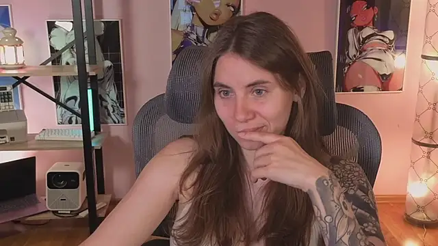 Snapshot of _AnnaStark_ chatting on 07-29-26, 07:35 AnnaStark online show from 07-29-26, 07:35