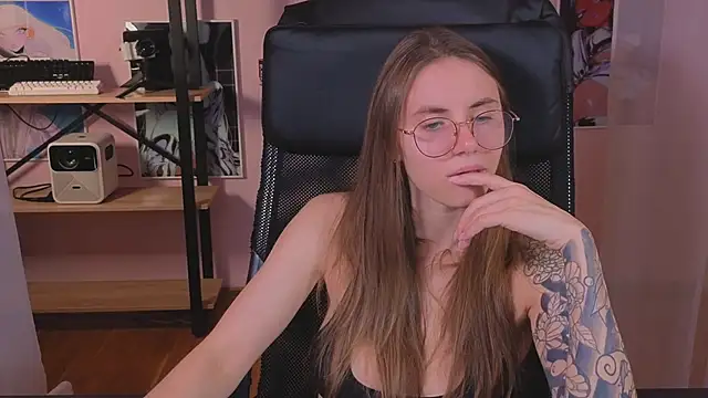  AnnaStark  online show from 10-16-25, 08:28