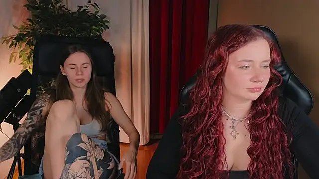  AnnaStark  online show from 09-17-25, 08:33