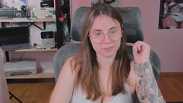  AnnaStark  online show from 04-09-26, 09:10