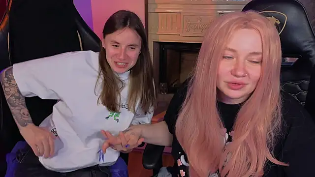  AnnaStark  online show from 03-29-26, 09:44