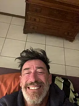 maxximere online show from 11-15-25, 12:03